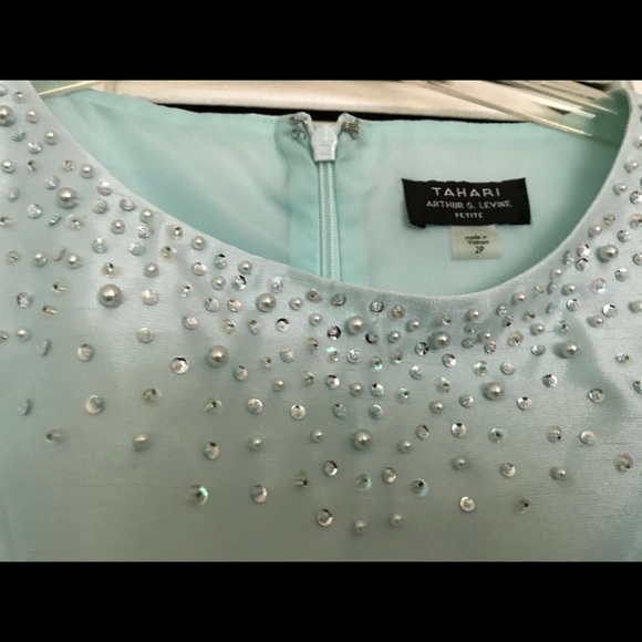 Authentic Tahari Arthur S. Levine dress NWOT - Picture 3 of 3